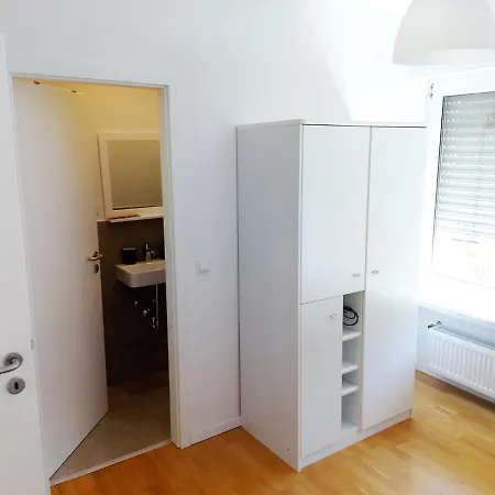 Zentrale Ruhige Lage Mit Parkplatz Und Terrasse Apartment Bad Honnef Exterior photo